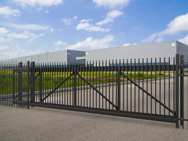 Cantilever Sliding Gate Steel fence