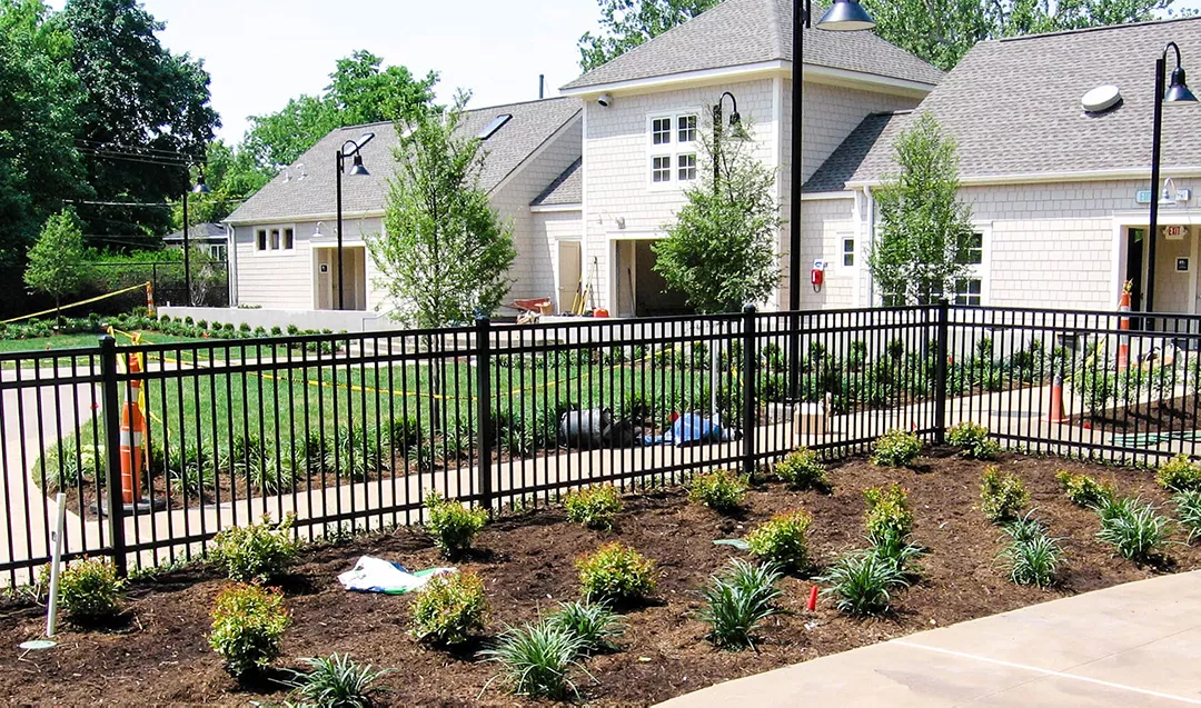 Montage Pool Pet & Play Steel fence